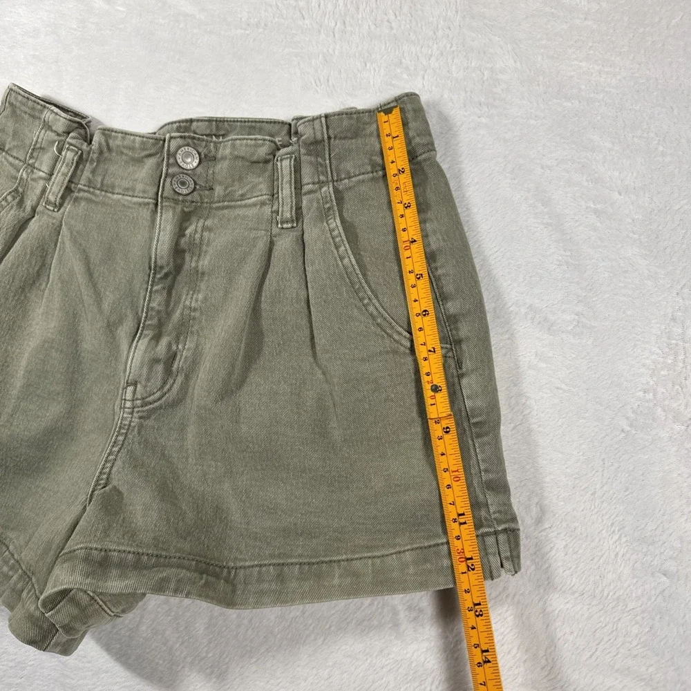 American Eagle Women's 6 Green Gray‎ Shorts Stretch Cotton Blend